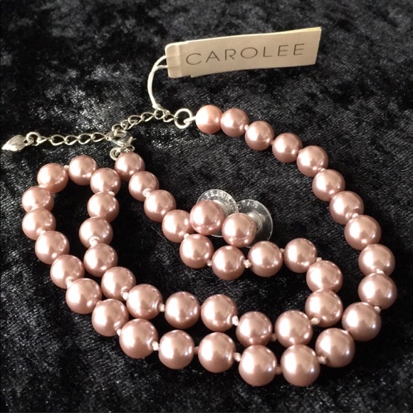 NWT Carolee faux pearl necklace and earrings - Picture 2 of 8